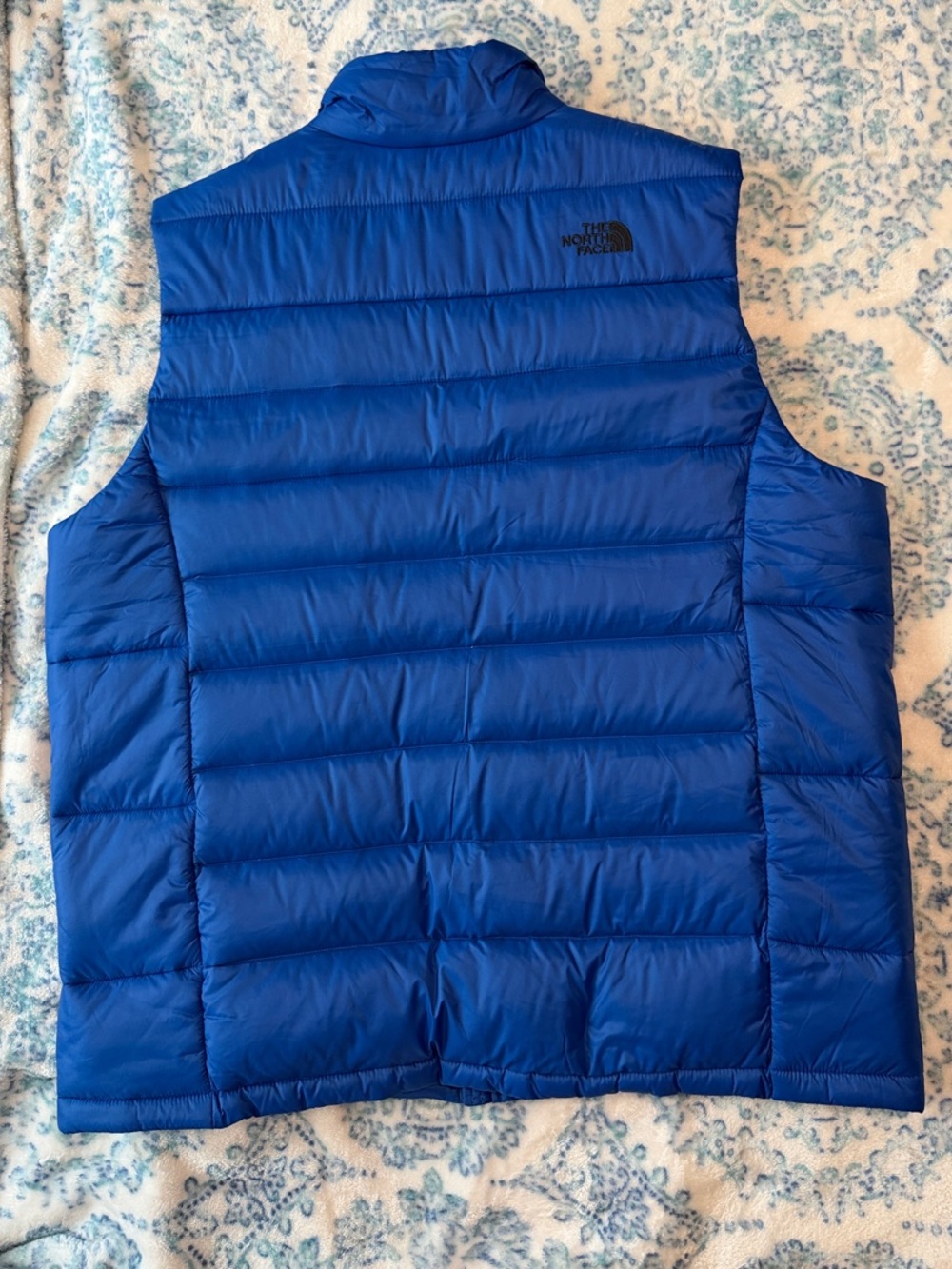 The North Face Men’s Royal Blue Quilted Down Vest - Picture 2 of 9